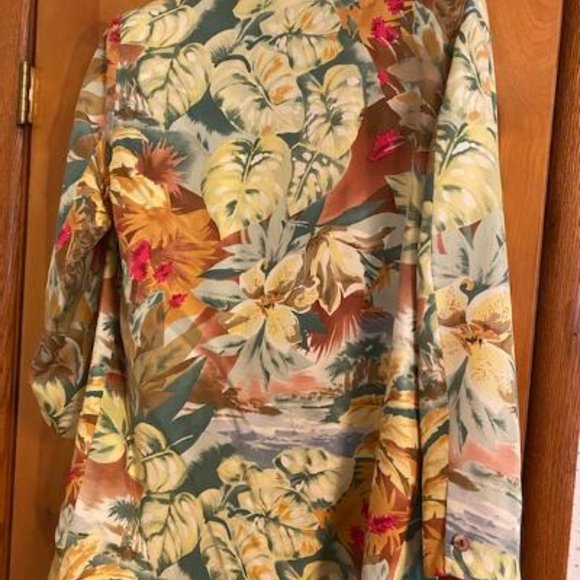 100% Silk Blazer Size 8 by Stephanie by Suzelle - Picture 2 of 3